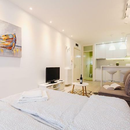 Apartment Hana Lux ベオグラード エクステリア 写真